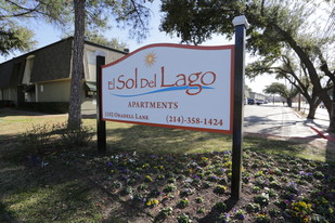 El Sol Del Lago Apartments