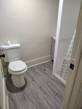 1814 E Ganson St, Unit D in Jackson, MI - Building Photo - Building Photo