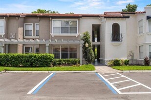 5116 Conroy Rd in Orlando, FL - Building Photo
