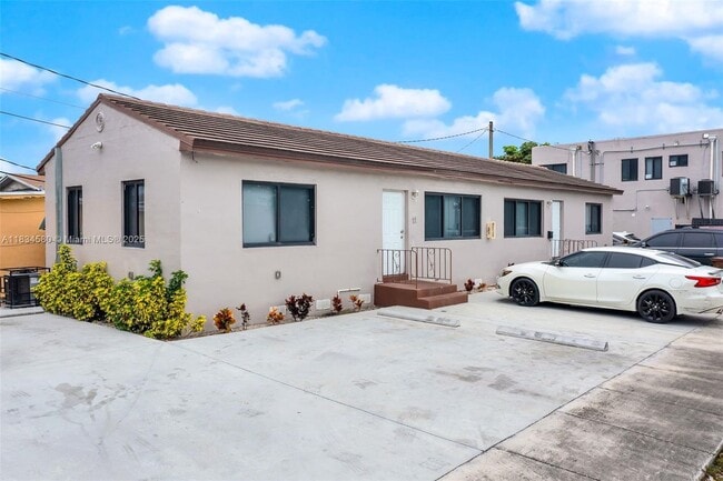 property at 1602 Palm Ave