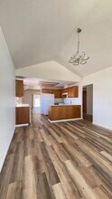 1821 Layla Dr in Medford, OR - Building Photo - Building Photo