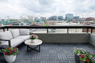 418 Commonwealth Ave, Unit 1002 in Boston, MA - Foto de edificio - Building Photo