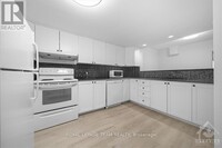 135-135 Upper Lorne Pl in Ottawa, ON - Building Photo - Building Photo