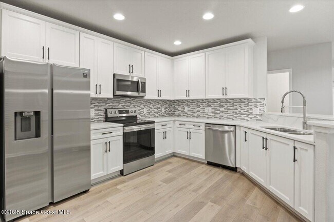 784 Simeon Dr in Satellite Beach, FL - Building Photo - Building Photo