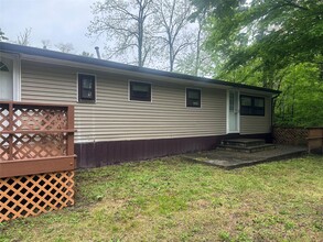 210 Old Hopewell Rd in Wappingers Falls, NY - Building Photo - Building Photo