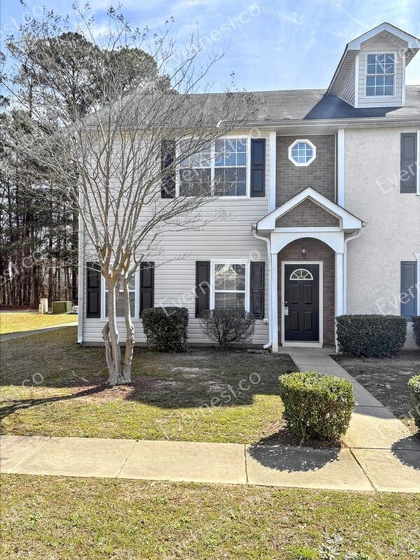 property at 8648 Thomas Rd