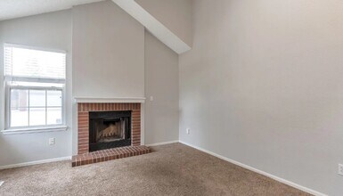 1085 Cherry Blossom Ct in Littleton, CO - Building Photo - Building Photo