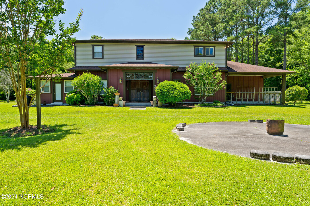 1183 Canady Rd in Jacksonville, NC - Building Photo