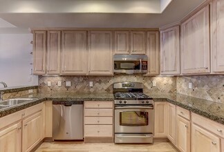 440 Laramie Blvd in Boulder, CO - Foto de edificio - Building Photo