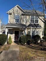 11220 Suunto Ln in Cornelius, NC - Building Photo
