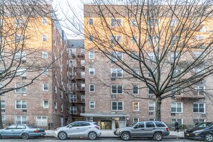 14343 41st Ave in Flushing, NY - Building Photo