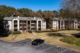 Laurel Crossing Apartments