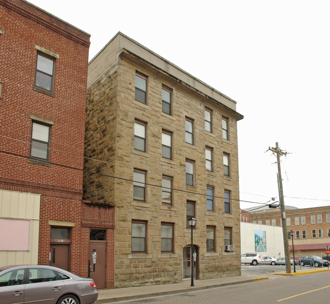 128 S Heber St in Beckley, WV - Foto de edificio - Building Photo