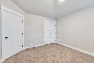 7213 W Lara Leigh Ln in Magna, UT - Building Photo - Building Photo