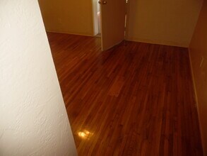 1900 NE 157th Ter in North Miami Beach, FL - Building Photo - Building Photo