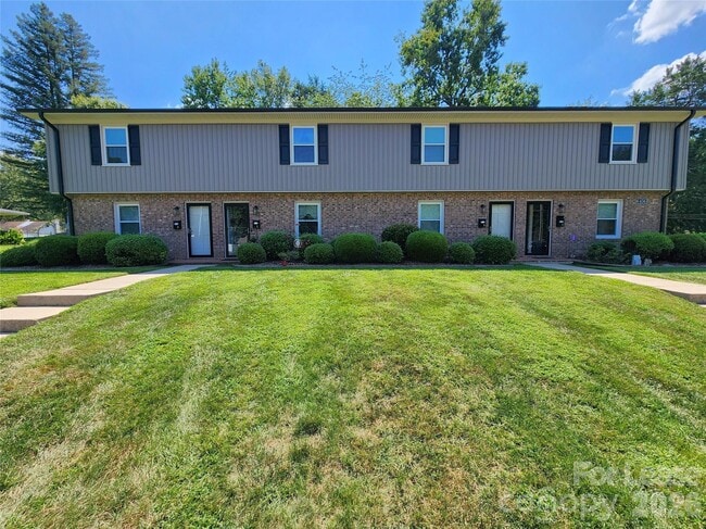 property at 406 E 18th St
