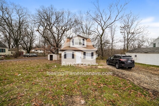 500 Scenic Park Dr in Creve Coeur, IL - Building Photo - Building Photo