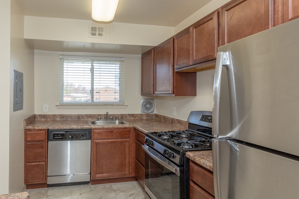 Idylwood Village West Apartments in Falls Church, VA