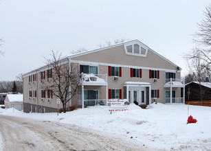 Lakeview Terrace Apartments in Long Lake, MN - Building Photo - Building Photo