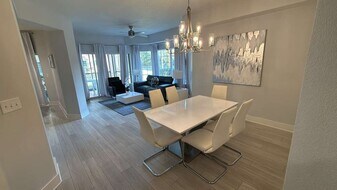 8762 Worldquest Blvd, Unit 102 in Orlando, FL - Building Photo
