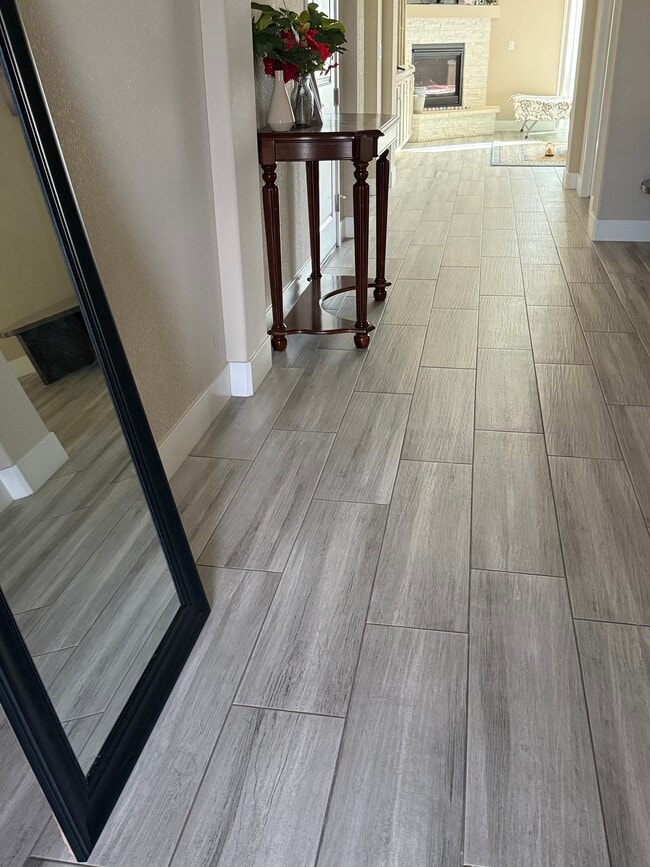 2241 Mia Loop in Yuba City, CA - Building Photo - Building Photo