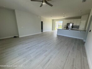 121 Carillo St NE in Palm Bay, FL - Building Photo - Building Photo