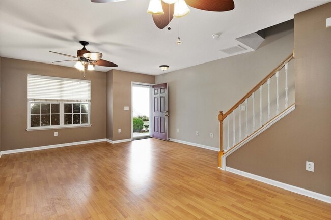 51 Stafford Ct in Fletcher, NC - Foto de edificio - Building Photo