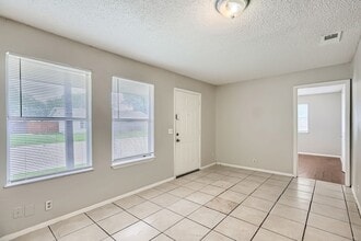 1102 Jefferson St, Unit B in McKinney, TX - Building Photo - Building Photo