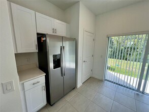 3099 Skyline Lp in Kissimmee, FL - Building Photo - Building Photo