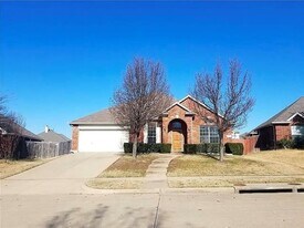 3405 Timber Brook Dr in Plano, TX - Building Photo