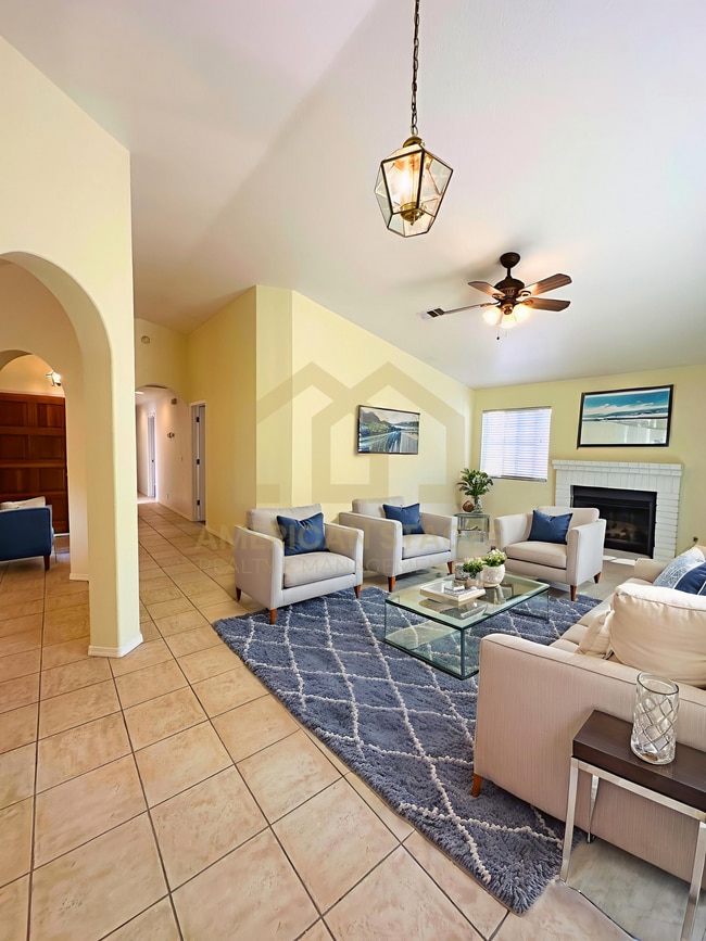 property at 4226 Woodmere Rd
