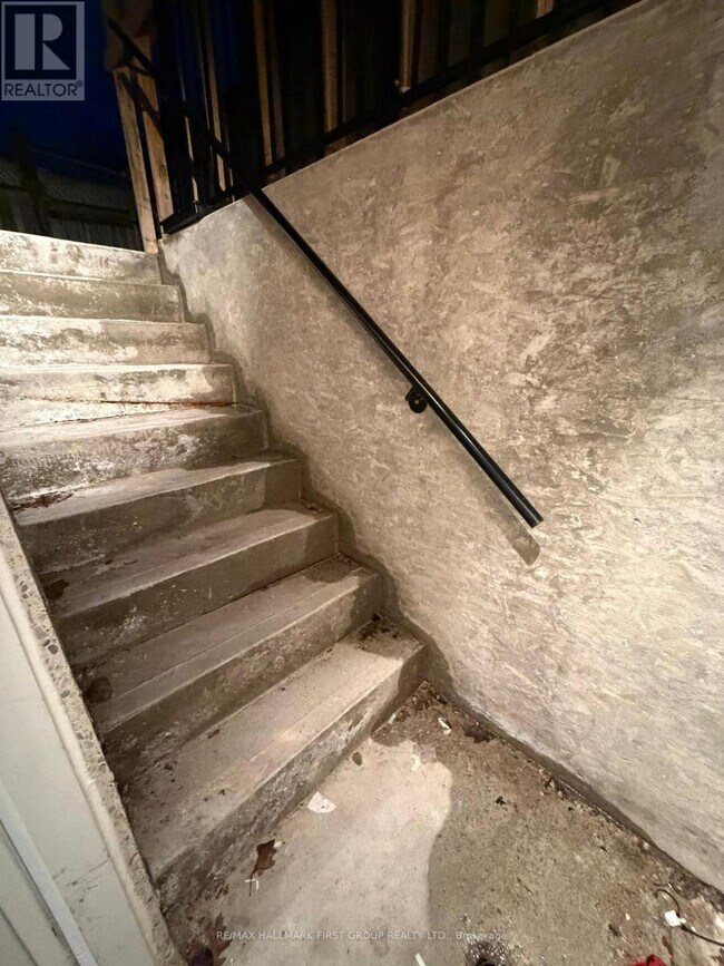 46 Welsh St in Ajax, ON - Building Photo - Building Photo