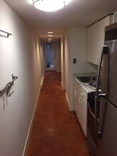 134 13th St SE, Unit lower lever in Washington, DC - Foto de edificio - Building Photo