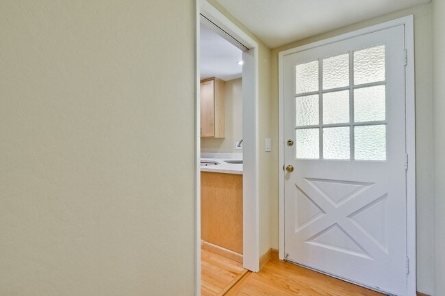 1084 Bluebird Ave in Santa Clara, CA - Building Photo - Building Photo
