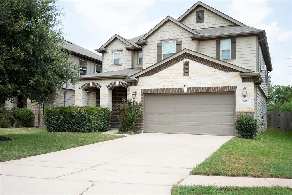 4535 Ashberry Pine Ln in Katy, TX - Foto de edificio