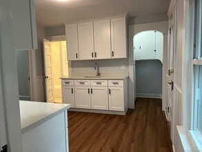 127 Mc Guinness St in Torrington, CT - Building Photo - Building Photo
