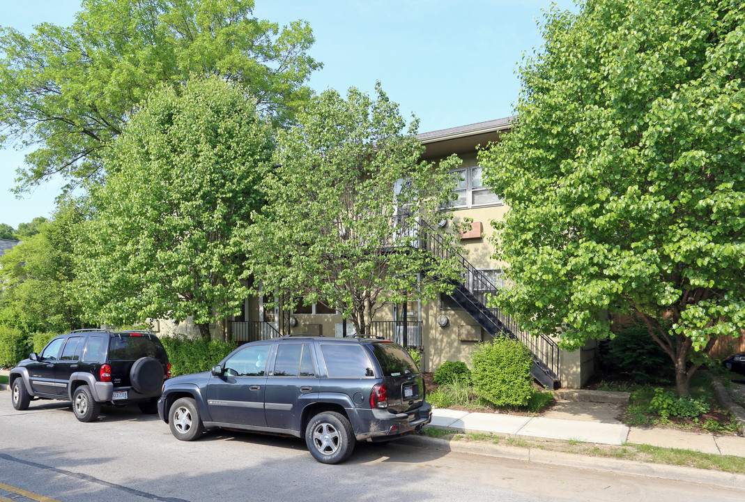 Belmont Apartments in Columbus, OH - Building Photo