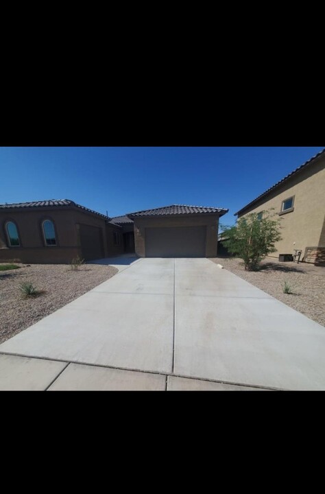 12553 N Denton Way, Unit Next-gen Casita in Marana, AZ - Building Photo