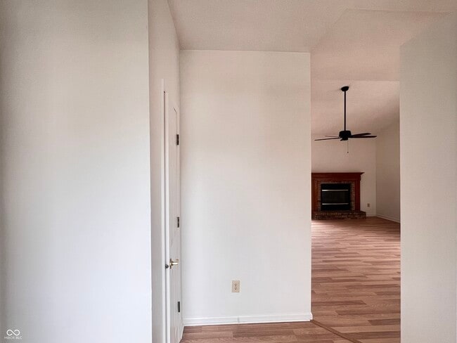 6104 Terrytown Pkwy in Indianapolis, IN - Building Photo - Building Photo