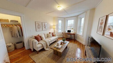 1175 Boylston St, Unit 25 in Boston, MA - Foto de edificio - Building Photo