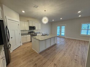 3593 Sailfish Dr in Gulf Breeze, FL - Building Photo - Building Photo