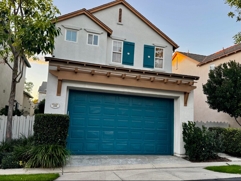 159 Trellis Ln in Irvine, CA - Foto de edificio