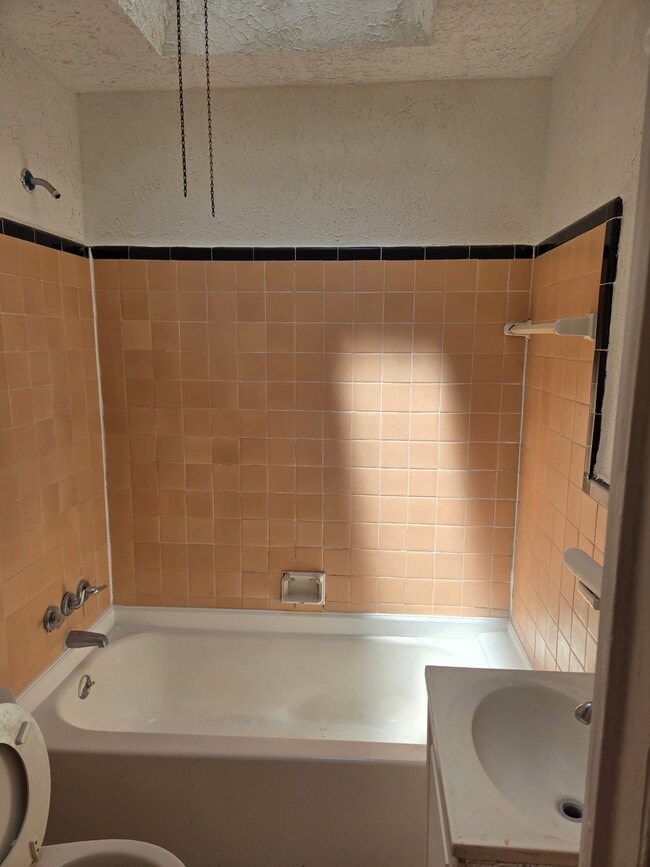 property at 2499 S Frazier St