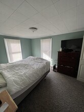 67 Connors St, Unit 3 in Fitchburg, MA - Building Photo - Building Photo