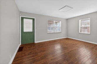 1506 N Linwood Ave in Indianapolis, IN - Building Photo - Building Photo