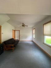 6086 Southwest Ln in Platteville, WI - Building Photo - Building Photo