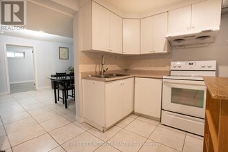 87 Raymerville Dr in Markham, ON - Building Photo - Building Photo