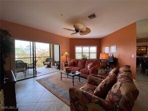 230 Vintage Cir in Naples, FL - Building Photo - Building Photo