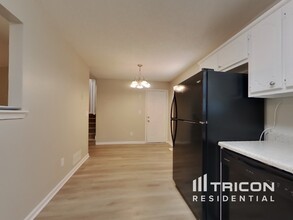 17 Paces Meadows Dr in Dallas, GA - Building Photo - Building Photo