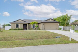 2626 SW Monterrey Ln in Port St. Lucie, FL - Building Photo